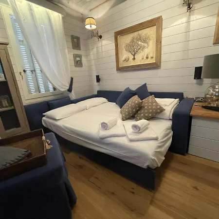 Le Petit Bijou 2pers Wifi Ac Apartment